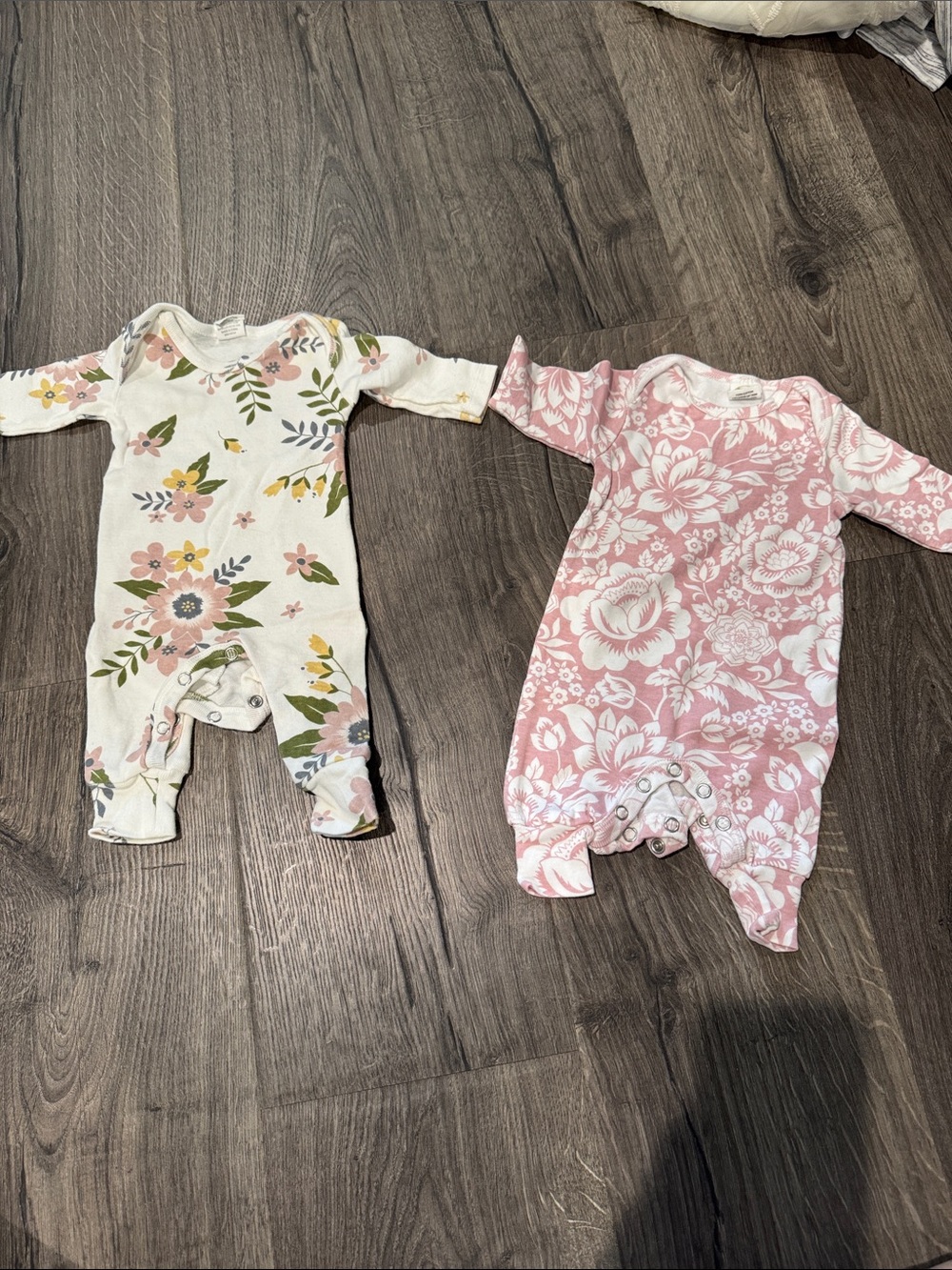 Tesa Babe Baby Girls Floral One-Piece Romper - Pink & Cream